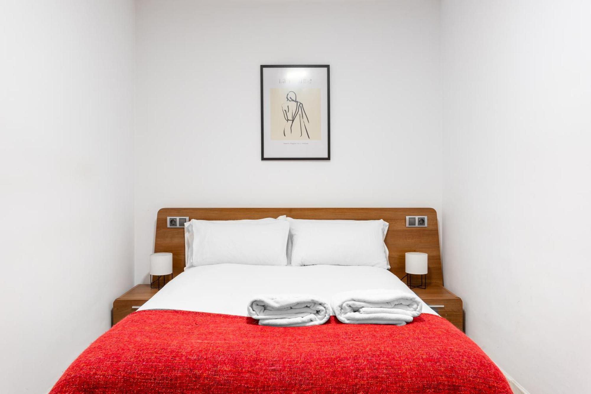 Wintowinrentals Quiet Apartment, Good Location, Free Parking มาลากา ภายนอก รูปภาพ