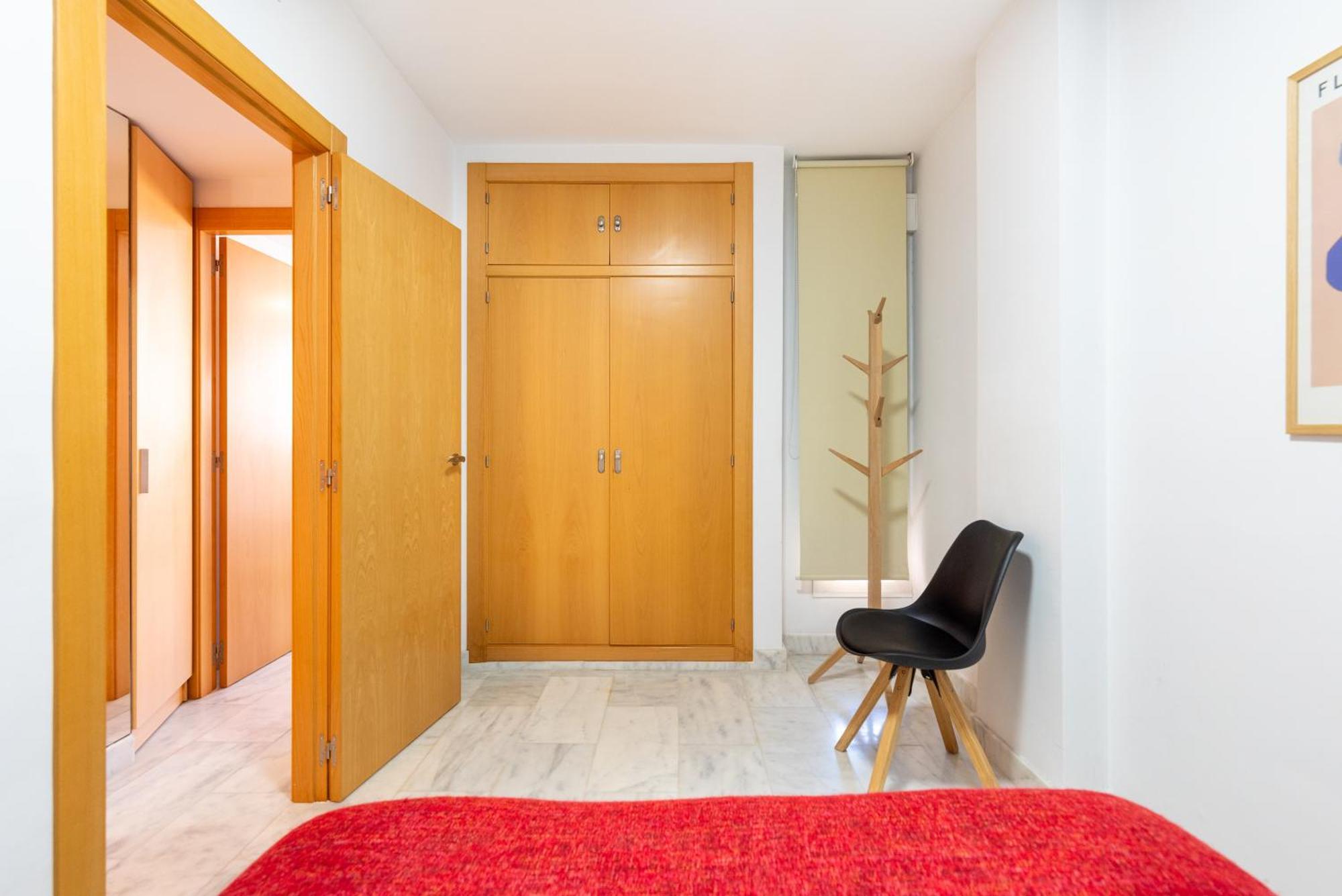 Wintowinrentals Quiet Apartment, Good Location, Free Parking มาลากา ภายนอก รูปภาพ