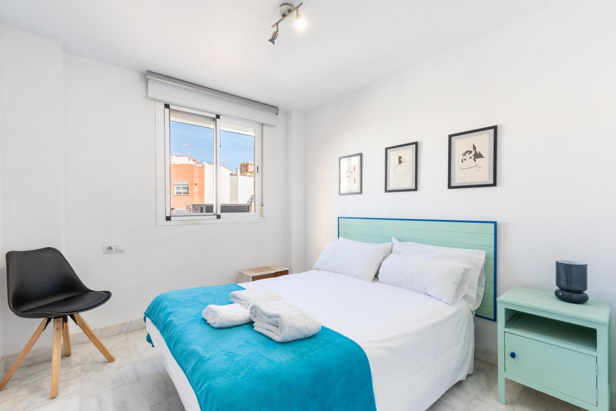 Wintowinrentals Quiet Apartment, Good Location, Free Parking มาลากา ภายนอก รูปภาพ